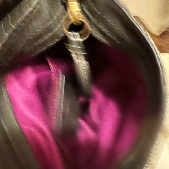 Coach purse - Picture 3 of 8